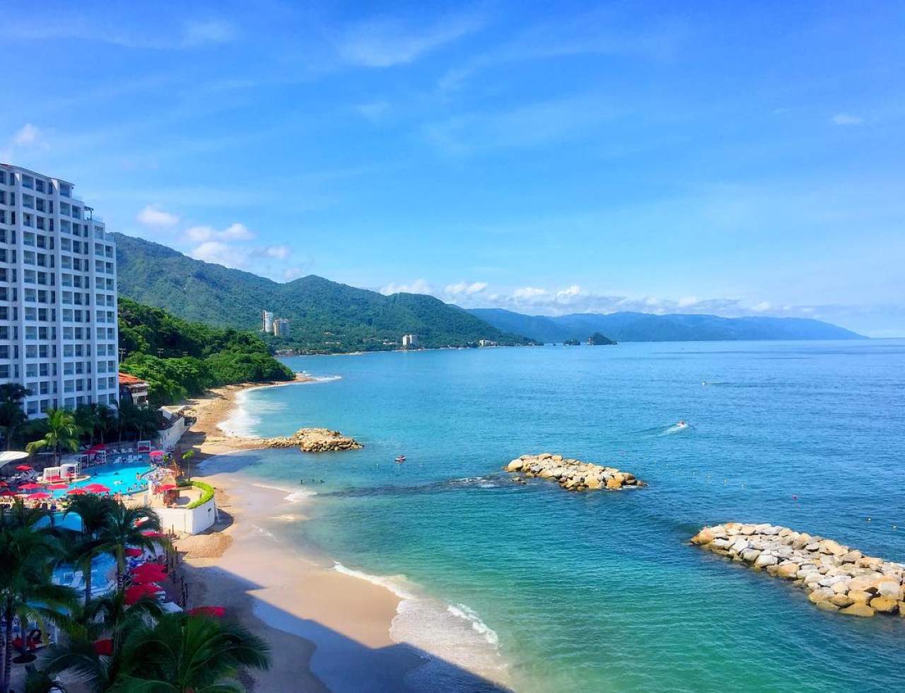 Sierra madre mountain next to beach puerto vallarta
